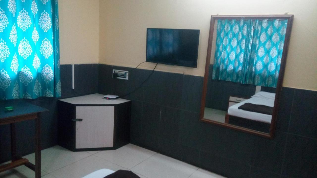 Hotel Sarang Lodge Panvel Exterior photo
