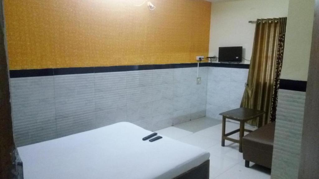Hotel Sarang Lodge Panvel Exterior photo